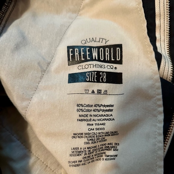 Freeworld walking shorts size 28 - Picture 6 of 7